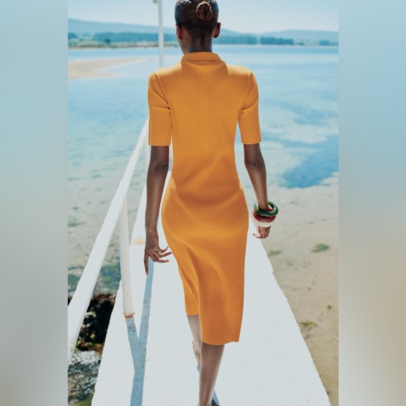 Orange Ribbed Button-Down Dress - Picture 2 of 4